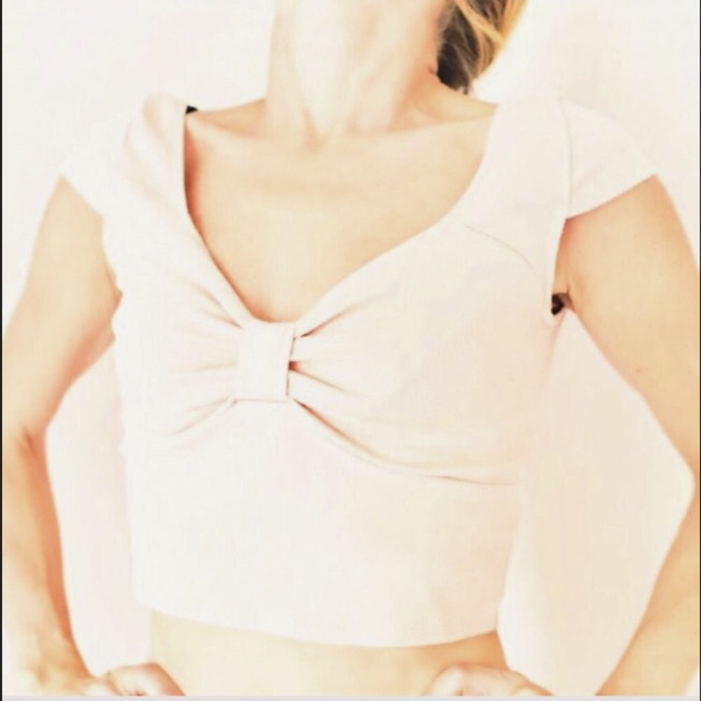 Icon Apparel Crop Top Juniors S
